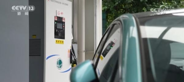 充電方便、措施靈活、優化體驗……新能源汽車旅行路上有保障